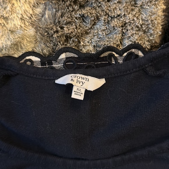 Crown and ivy xl - Picture 3 of 3